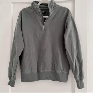 Grey Sweater with zipper